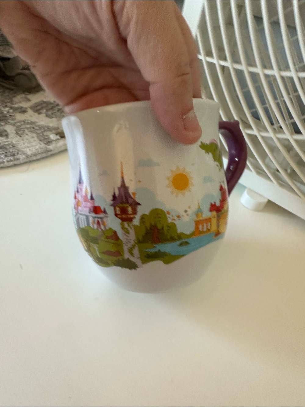 Purple-Handled Ceramic Scenic Mug Dinsey mug